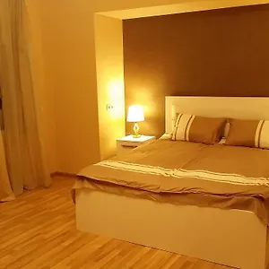 https://manana-appartment.alltbilisihotels.com