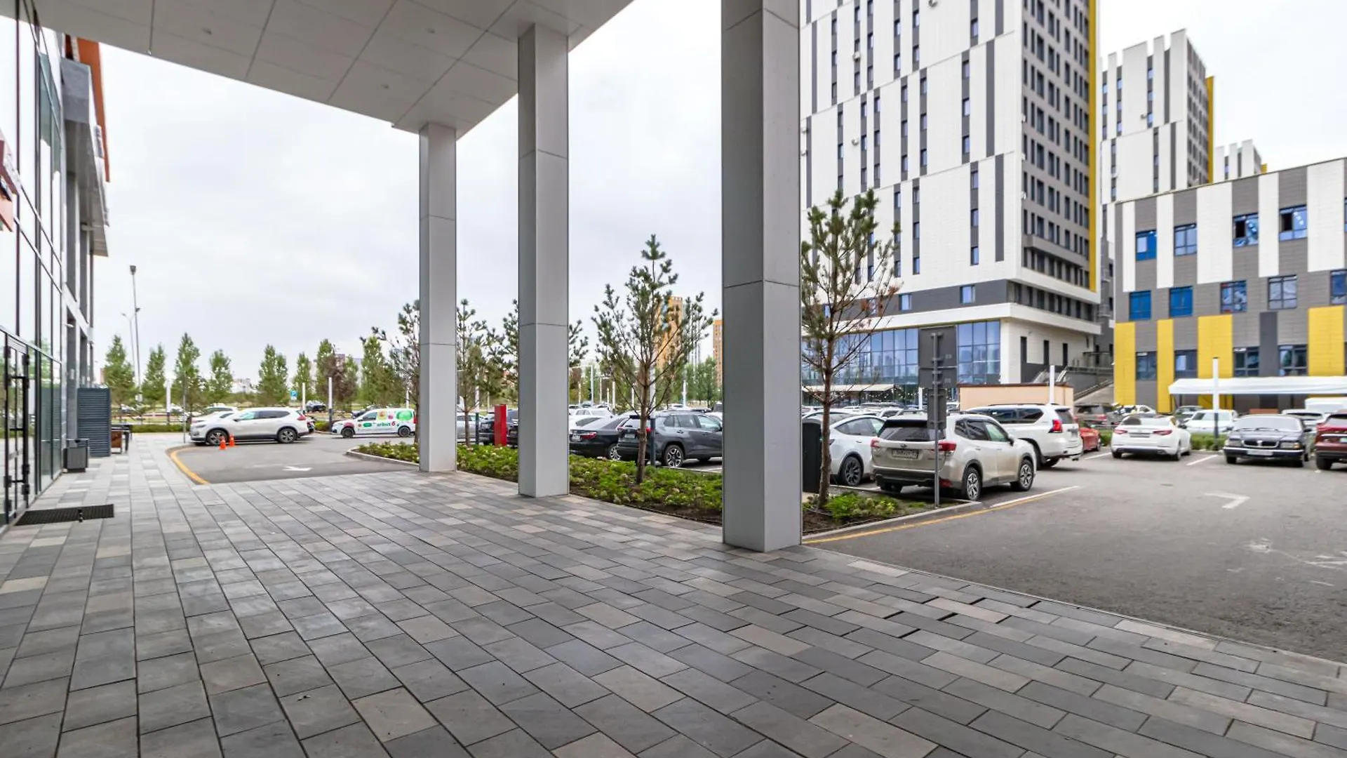 Yes Apartments Near The Botanical Garden Nur-Sultan   Nur-Sultan (Astana)